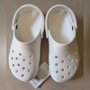 Crocs Unisex Classic Clog White Women 7 NWT